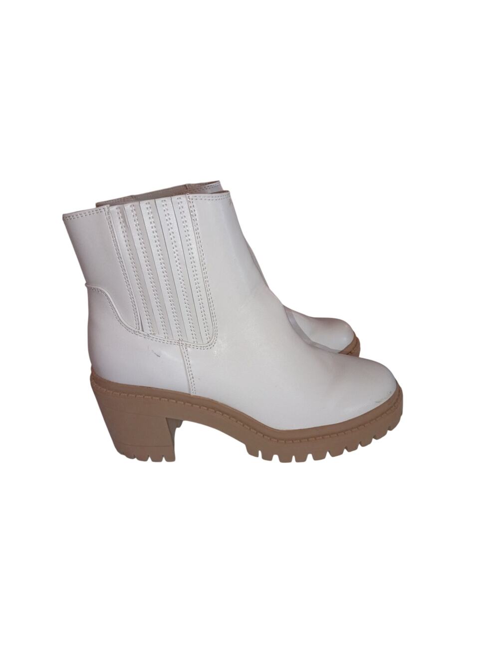 SM Steve Madden, Brooklyn White Lug Sole Ankle Boots Size 7.5